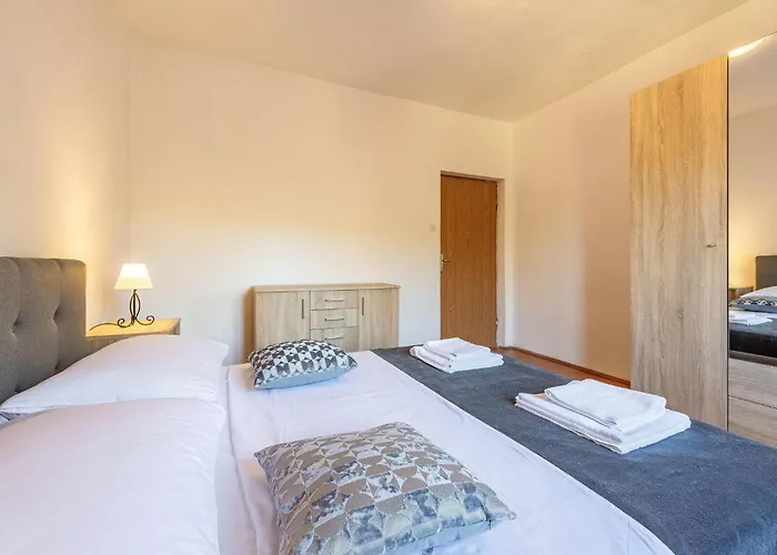 Bore * Donje Rastane