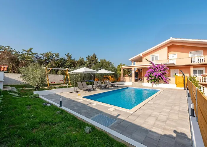 Апартаменты Bore Donje Rastane